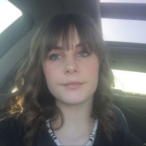 Meet your Posher, Isabella